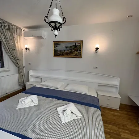 Viola Istra Vendégház Štinjan