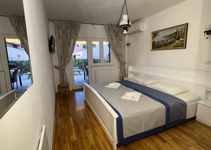Viola Istra Konukevi